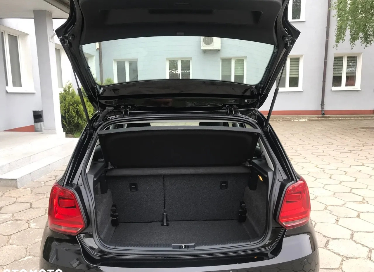 Volkswagen Polo cena 46900 przebieg: 25937, rok produkcji 2015 z Trzebnica małe 254